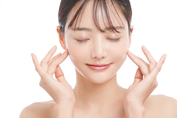 Brightens Your Skin and Reduces Dark Spots
