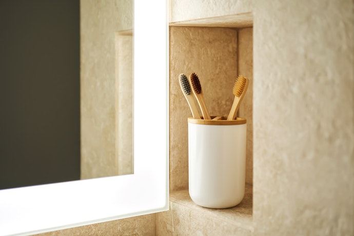 Pick Between Countertop or Wall-Mounted Holders