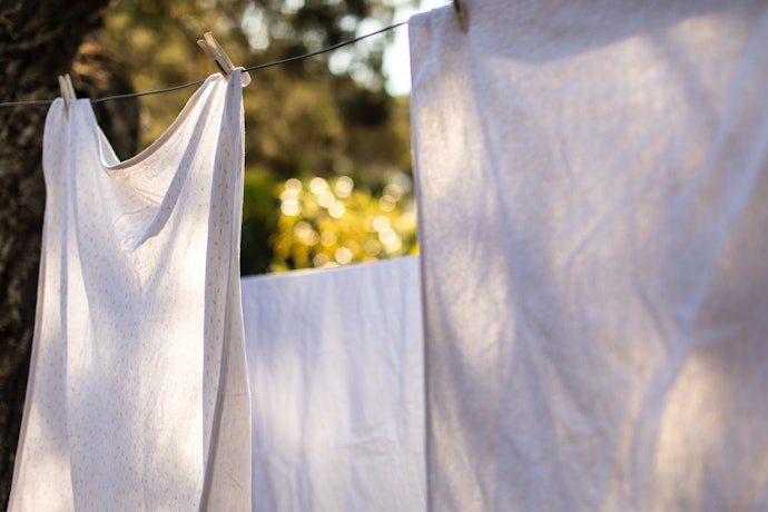 Try Blue Soaps to Make Your White Linens Whiter