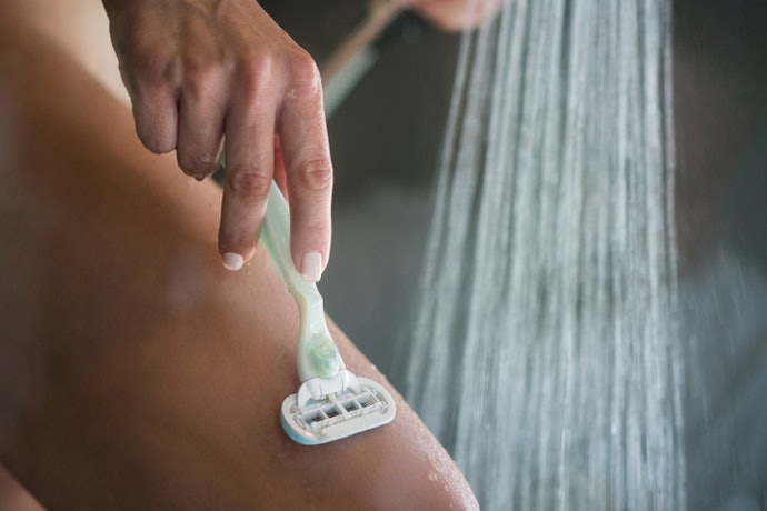 Assess Your Skin Sensitivity and Shaving Frequency