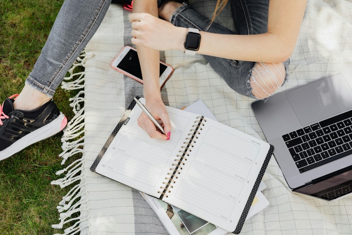 Prioritize Planners That Match Your School Routine and Study Habits
