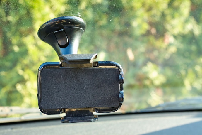 Choose the Type of Mount That Fits Your Car