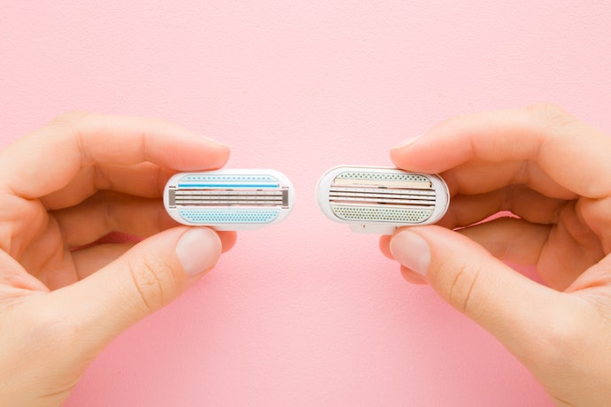 Prioritize Skin-Safe Blades and Rounded Tips to Prevent Irritation and Razor Burns