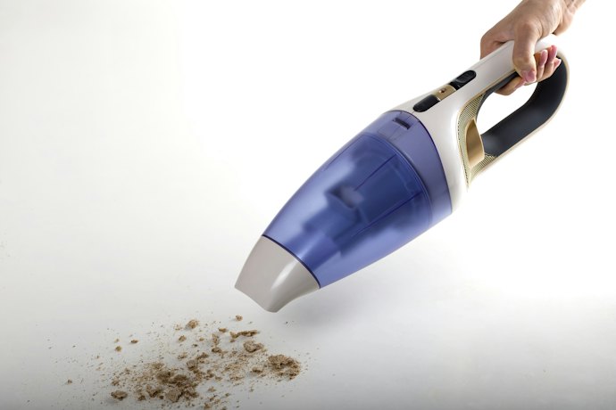 Choose a Vacuum With a Minimum of 15-16 AW or 15 Volts for Sufficient Suction Power