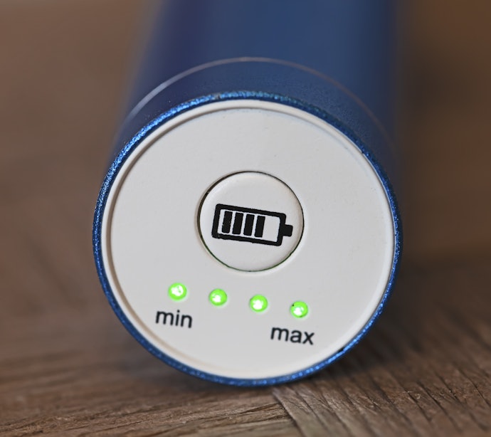Choose High Output Power for Faster Charging, But Ensure Device Compatibility