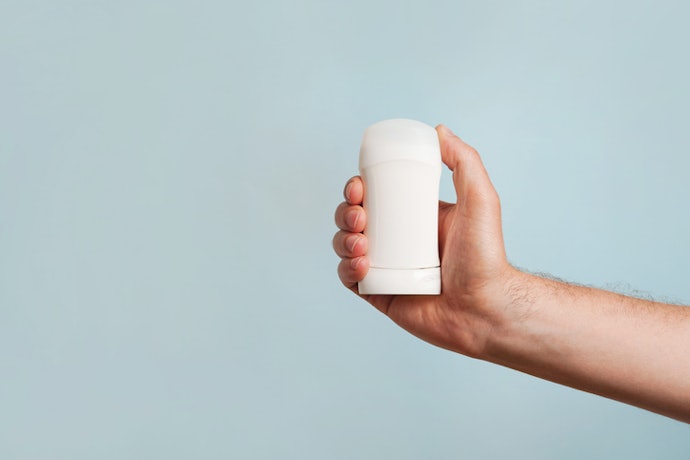 Choose the Right Deodorant Type for Your Lifestyle and Skin