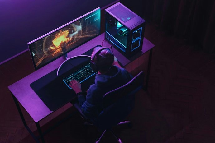 Match OLED Monitor Resolution to Your Viewing Preference