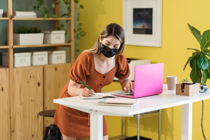 Pick a Design That Best Fits Your Desk Needs