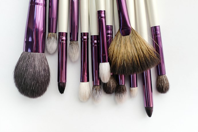 Consider How Many Brushes Are Included in a Set