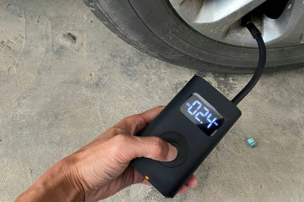 Look for Auto Shut-Off and a Digital Pressure Gauge for Easier Inflation
