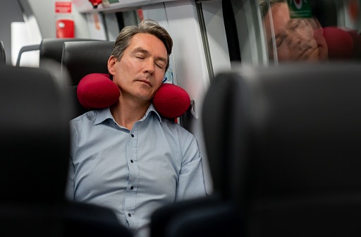 Select a Pillow Shape and Size Based On Where You Intend to Use Them