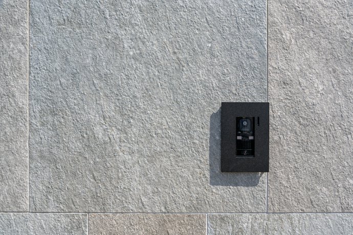 Prioritize Easy-to-Install and Weatherproof Doorbell