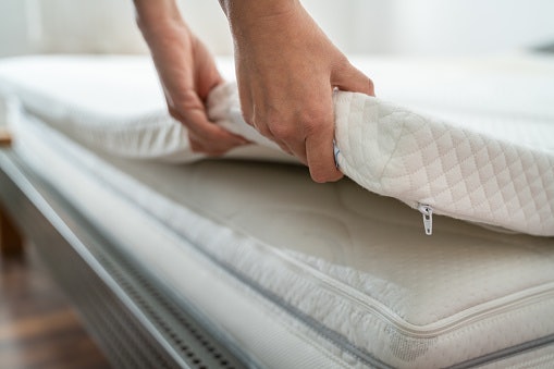 Choose a Mattress Based on the Material and Affordability