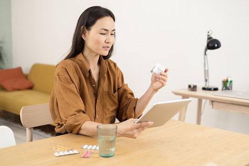 Check the Glutathione Dosage and Serving Size: Opt for 250-500mg