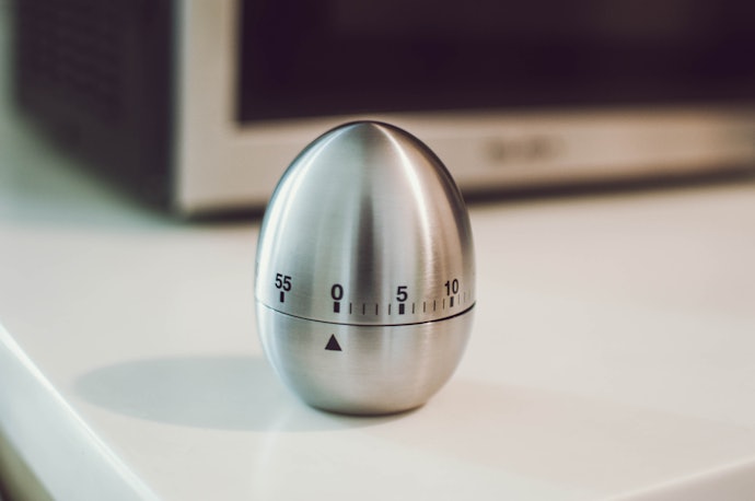 Consider the Kitchen Timer's Size and Material