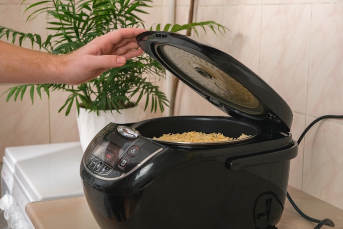 Check if Your Multicooker Comes with Additional Accessories