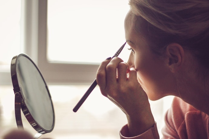 Choose Retractable Pencil for Convenience or Traditional Pencil for More Control