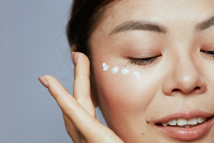 Consider Specialized Retinol Formulas for Sensitive Areas Like the Under-Eyes