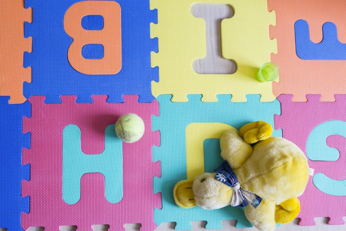 Consider Educational Prints or Activity Features for Stimulation