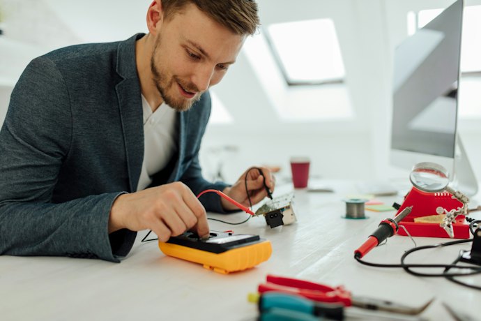 See if the Maximum Capacity of Multimeter Fits the Job