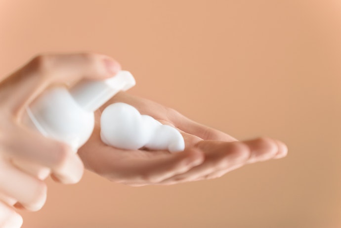 Consider Pump Bottles and Foaming Dispensers for a Hassle-Free Bath Time