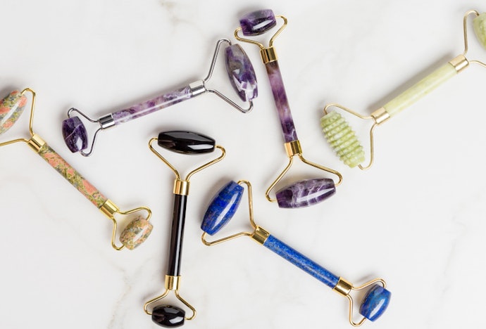 Pick a Dual-Ended Roller That Comes With Different-Sized Stones for Massage Coverage Versatility