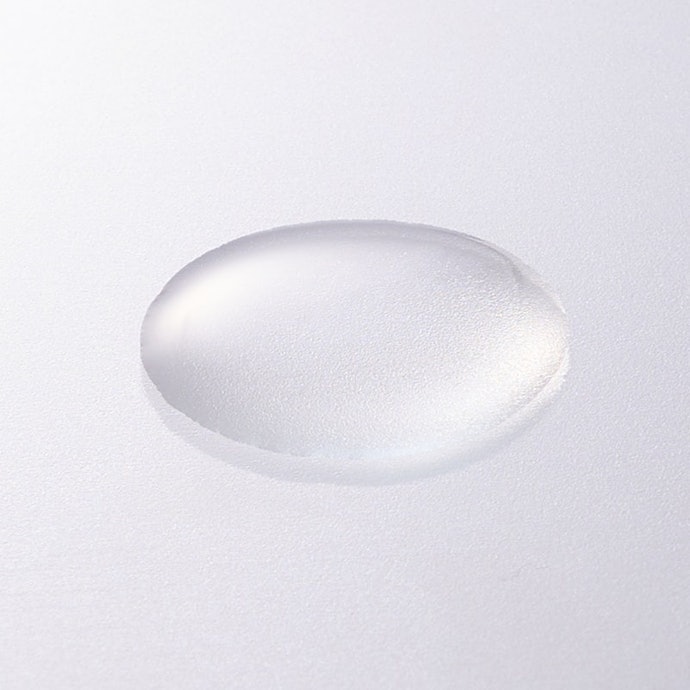 Slightly Thick Texture, and Overall Comfortable Application