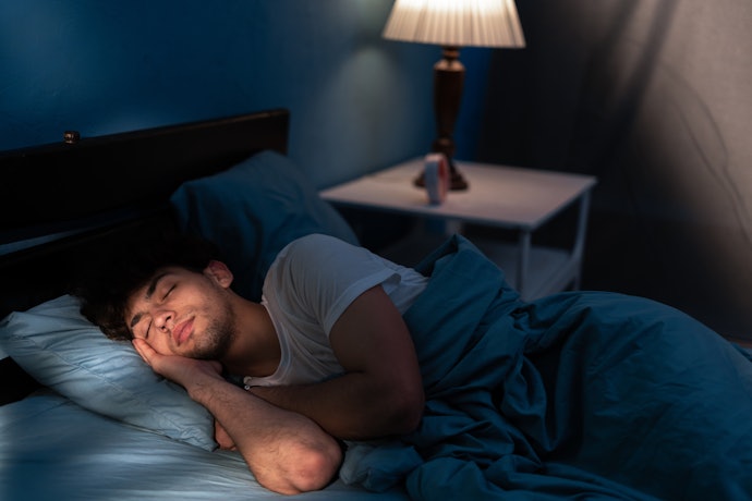 Choose Breathable Materials and Cooling Designs to Reduce Night Sweats