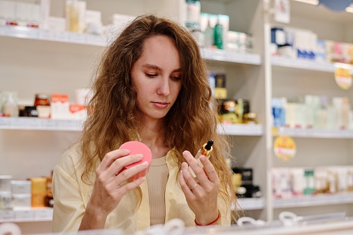 Avoid Harsh Additives, Especially for Sensitive Skin
