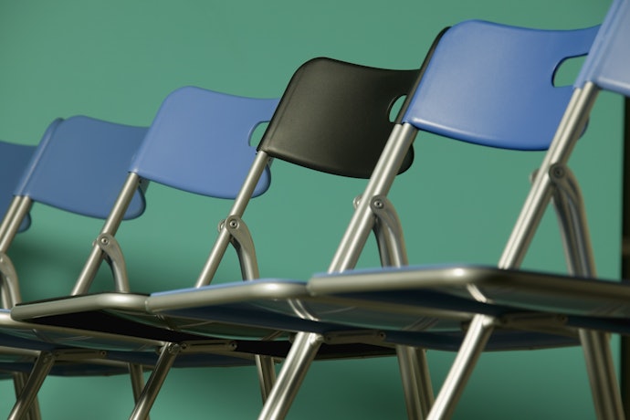 Pick a Color That Can Provide Visual Balance