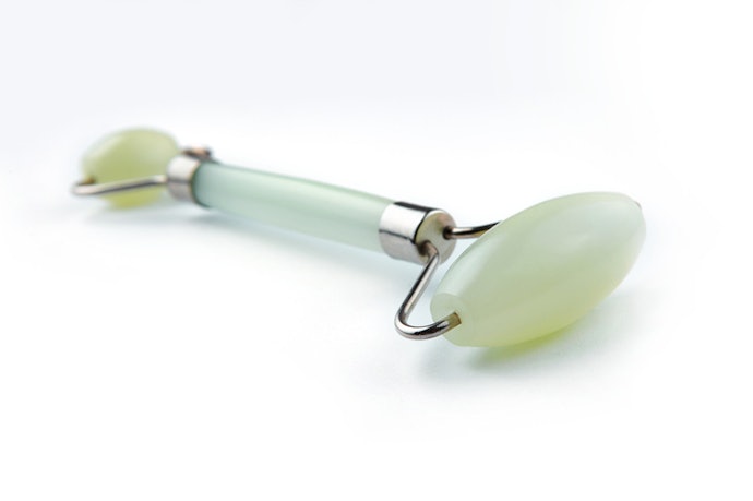 It Calms the Skin and Improves Blood Circulation