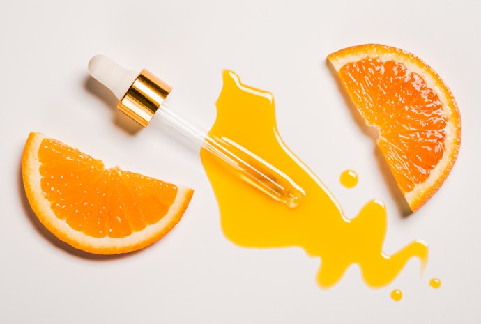 Stick to Light Water-Based or Gel Formulas Suitable for Humid Climates