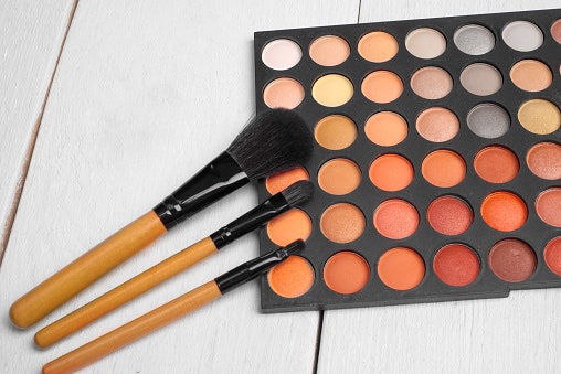 Choose a Palette With Matte, Satin, and Shimmery Finishes