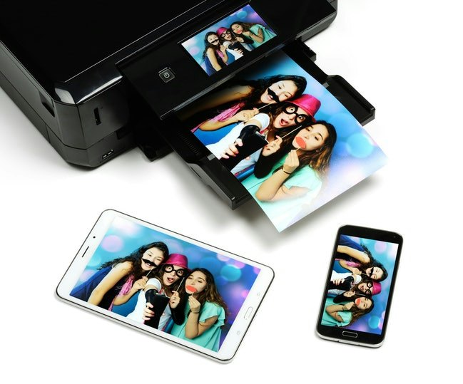 Consider Photo Customization Features Like Filters and Collages