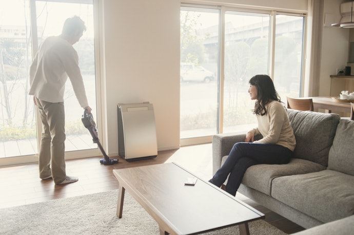 Use a HEPA-certified Vacuum to Trap Dust