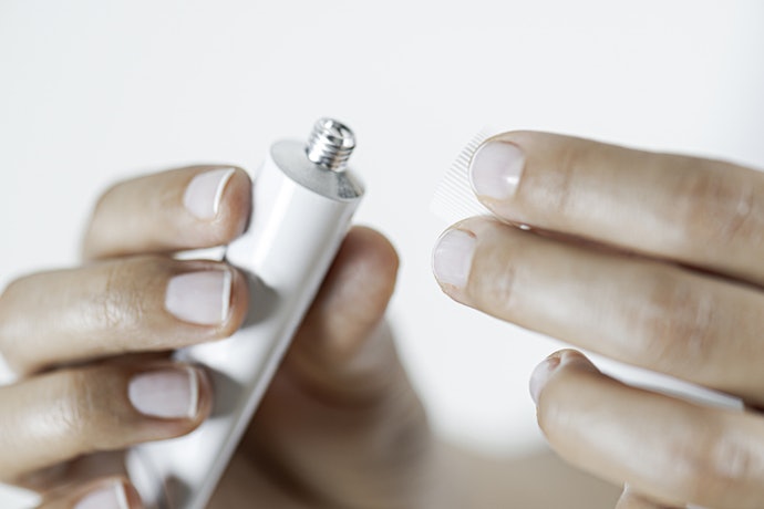 Look for Clinically Proven Ingredients Like Mupirocin, Fusidic Acid, or Triple Antibiotic Formulations