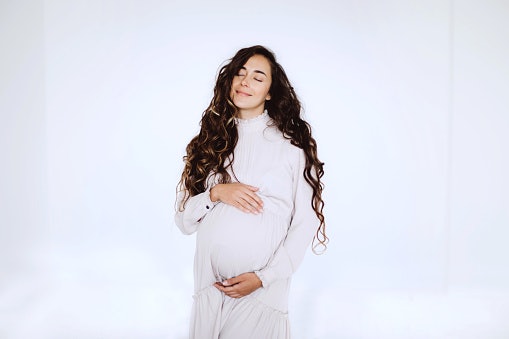 For Pregnant and Breastfeeding Women, Choose Hair Colors That Are Free From Ammonia, Paraben, and Resorcinol