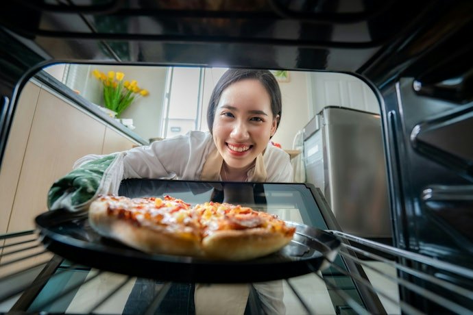Match Electric Oven Capacity to Your Intended Cooking Needs