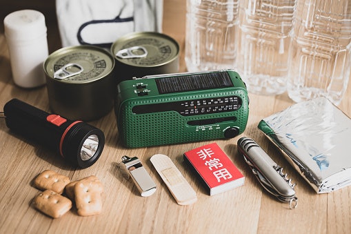 Look for Multi-Function Radios to Maximize Your Emergency Kit