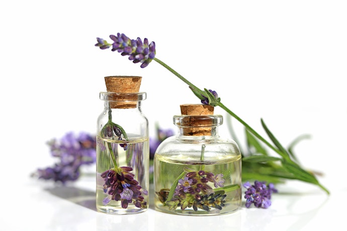 Pick a Body Oil With a Fragrance That You Like