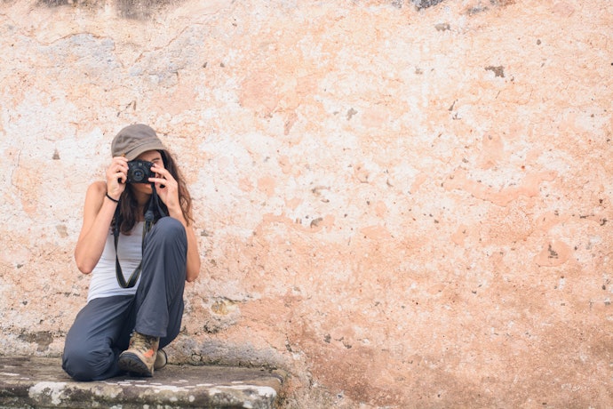 Consider Flexible Screens and Viewfinders for Better Framing