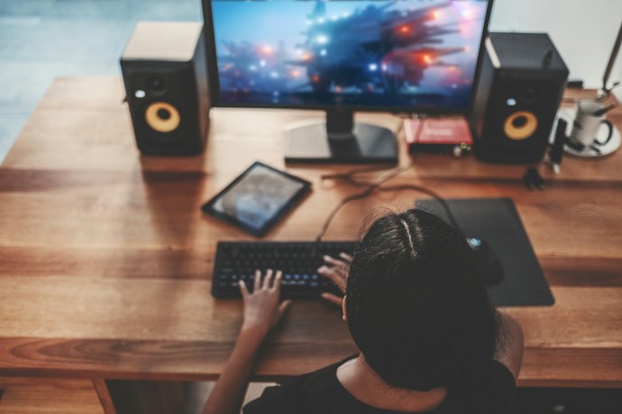 Determine the Size of Speakers That Fit Your Requirement