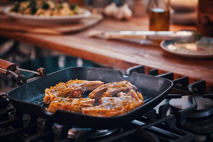Consider the Pan's Exterior Features