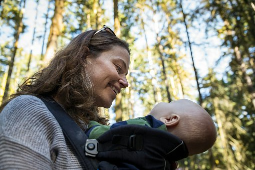 Baby Carriers Give Moms a Little Boost