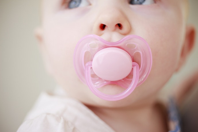 Pick a Properly Sized 0–6 Month Pacifier for a Secure and Comfortable Fit