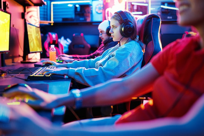 Choose Between Single-Player or Multiplayer Experiences
