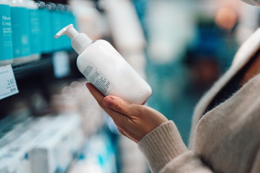 Check the Ingredient List for Moisturizing Ingredients