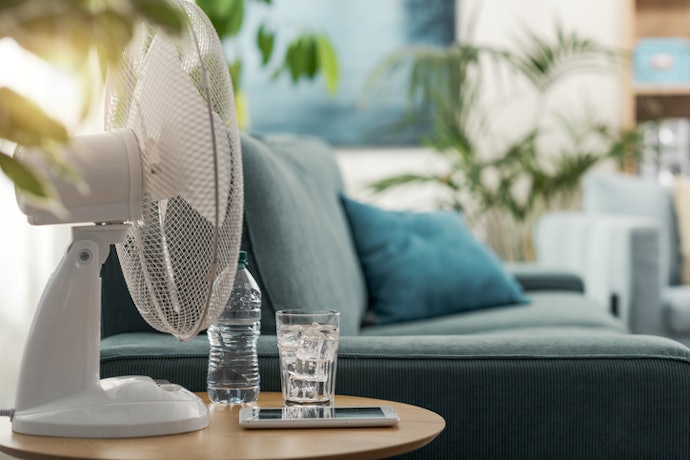 Select Your Solar Electric Fan Type Based on Where and How You'll Use It