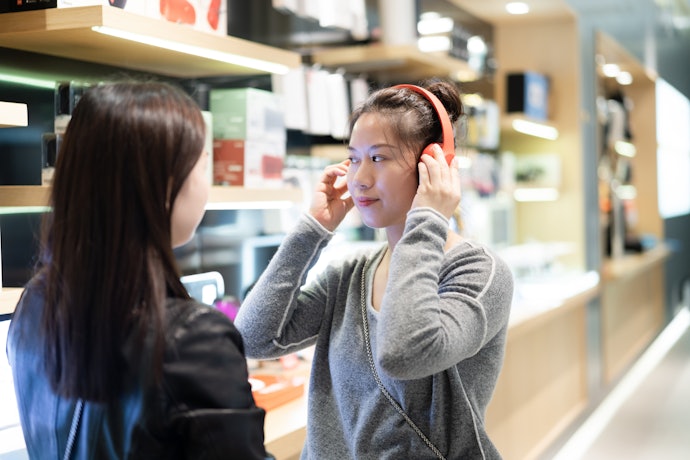 Look at the Ear Cups, Padding, and Silicone Buds: Fit and Comfort Must Be Considered