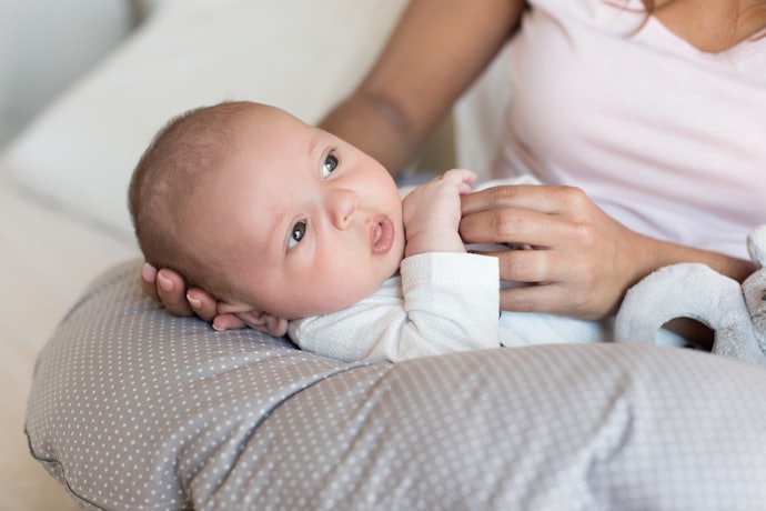 Look for a Nursing Pillow With the Right Amount of Firmness